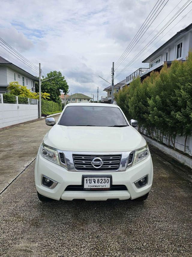 2017 NISSAN Navara