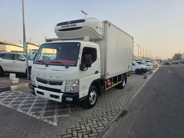 2021 MITSUBISHI Canter