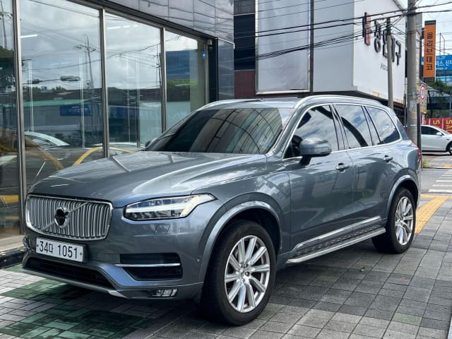 2018 VOLVO XC90