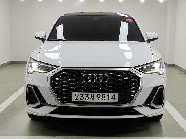 2023 AUDI Q3