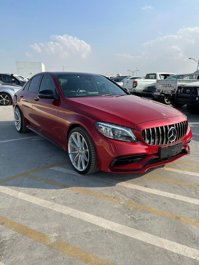 2017 MERCEDES-BENZ C-Class