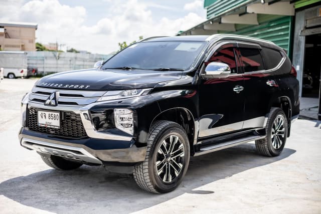 2021 MITSUBISHI Pajero