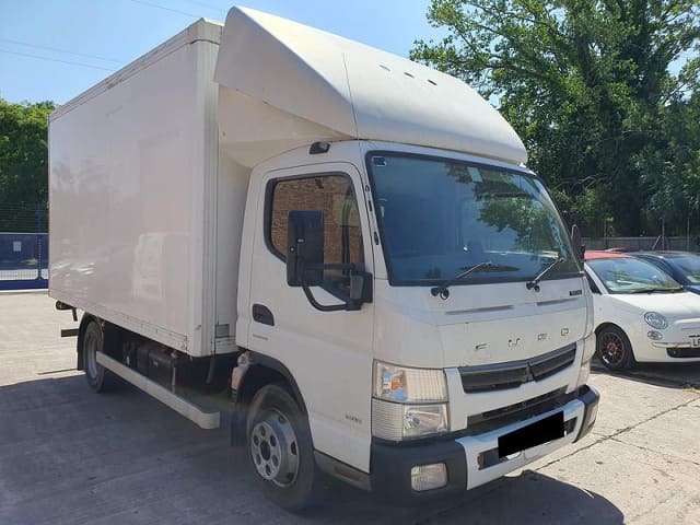 2017 MITSUBISHI Canter