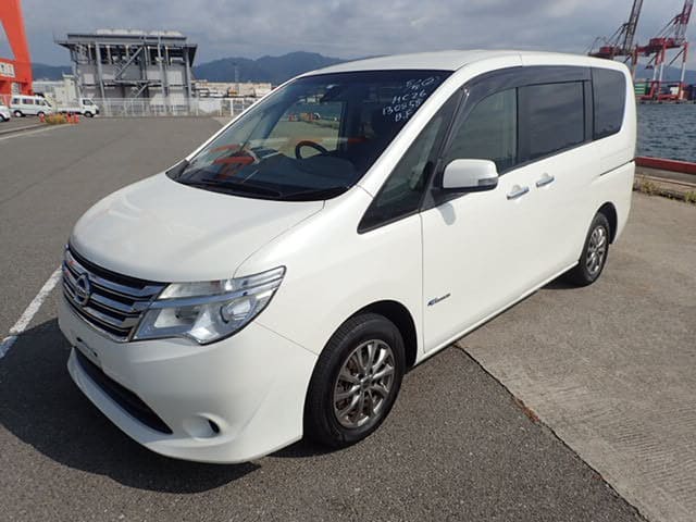 2016 NISSAN Serena