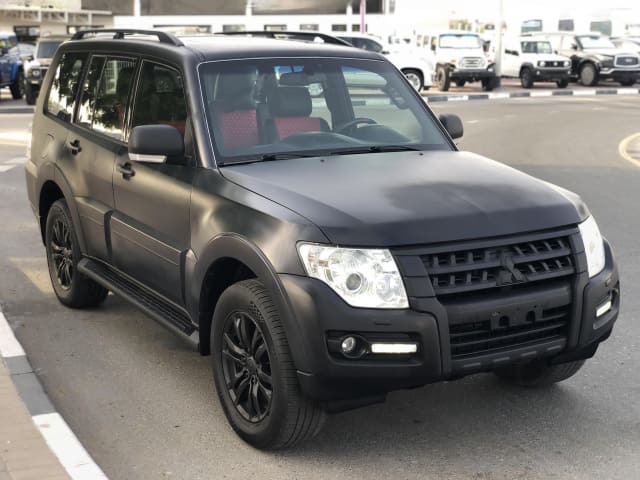 2016 MITSUBISHI Pajero