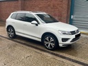 2016 VOLKSWAGEN Touareg