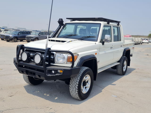 2019 TOYOTA Land Cruiser