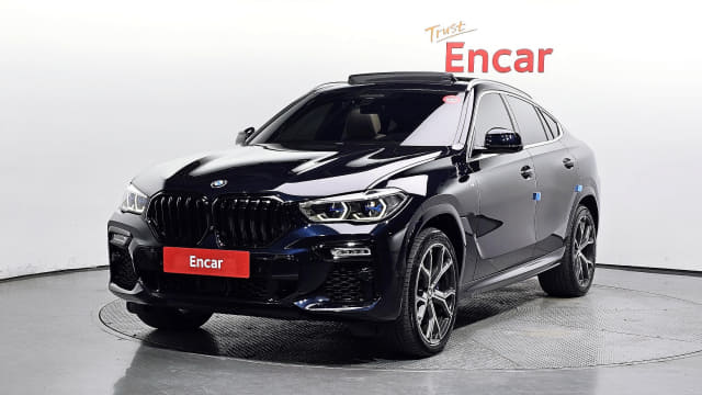 2021 BMW X6