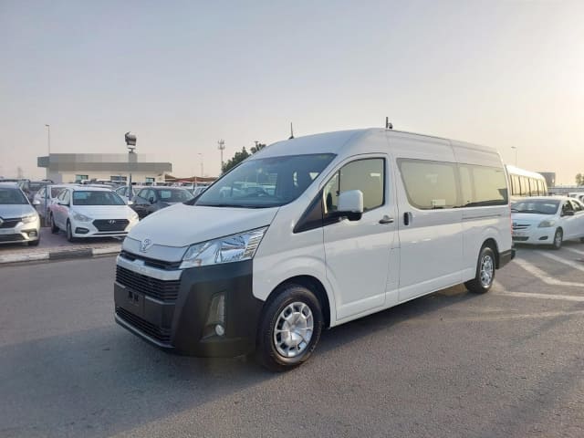 2019 TOYOTA Hiace Commuter