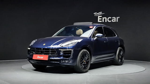 2017 Porsche MACAN