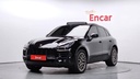 2017 Porsche MACAN, 