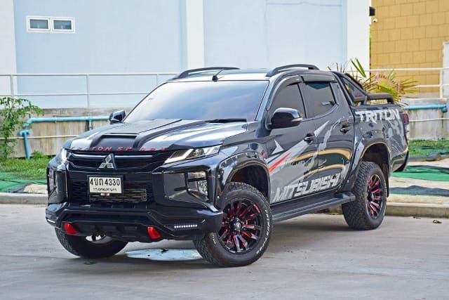 2023 MITSUBISHI Triton