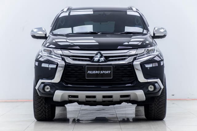 2018 MITSUBISHI Pajero