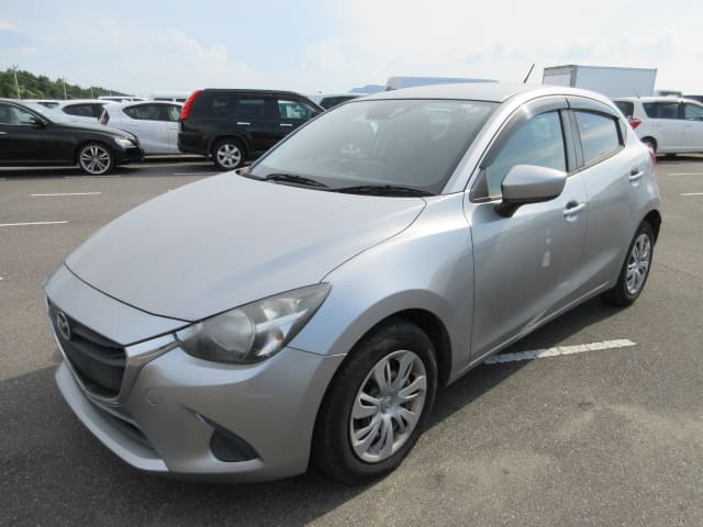 2016 MAZDA Demio