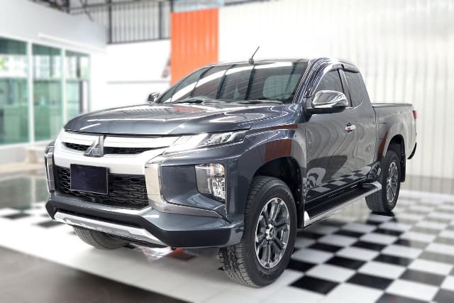 2018 MITSUBISHI Triton