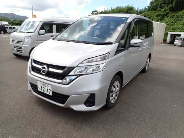 2017 NISSAN Serena