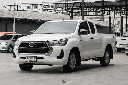 2021 TOYOTA Hilux