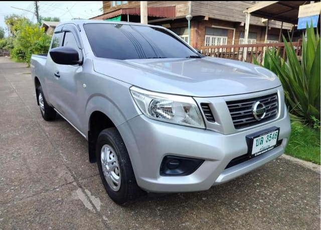 2018 NISSAN Navara