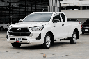 2021 TOYOTA Hilux