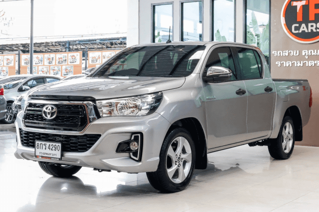 2019 TOYOTA Hilux