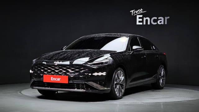 2022 KIA K8
