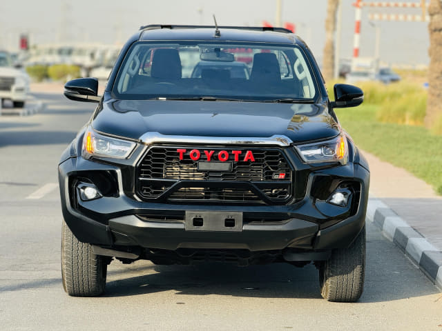 2019 TOYOTA Hilux