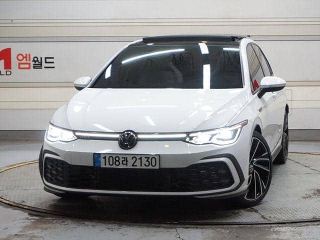 2022 VOLKSWAGEN Golf