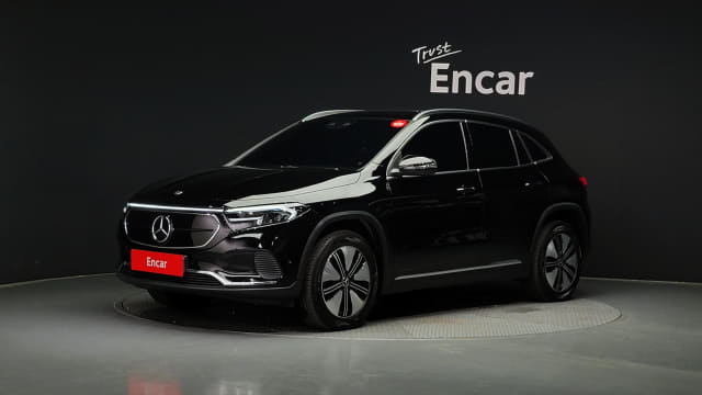 2021 MERCEDES-BENZ EQA