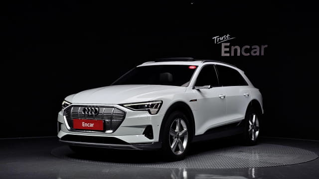 2021 AUDI E- TRON