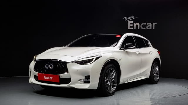 2019 Infiniti Q30