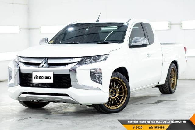 2020 MITSUBISHI Triton