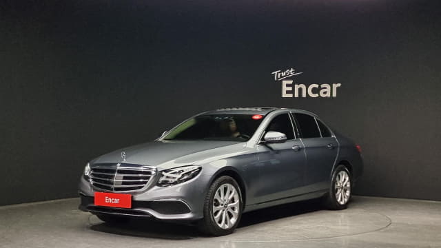 2020 MERCEDES-BENZ E-Class