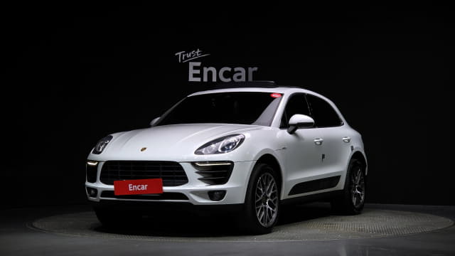 2017 Porsche MACAN