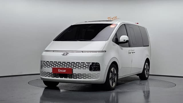 2023 HYUNDAI Staria