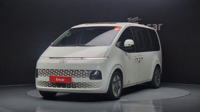 2023 HYUNDAI Staria