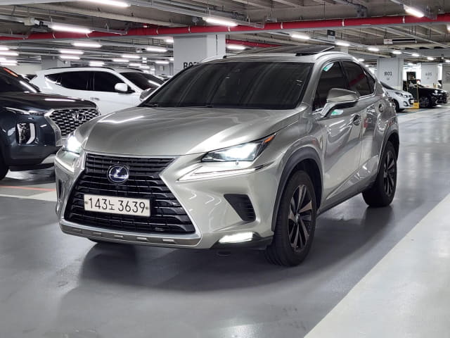 2021 LEXUS NX