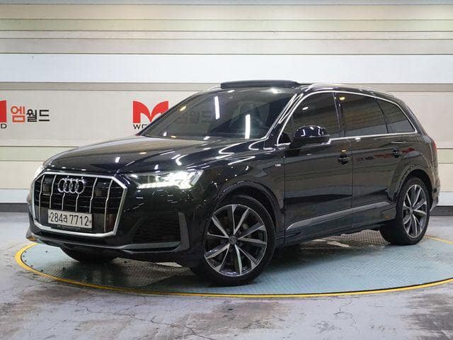 2020 AUDI Q7