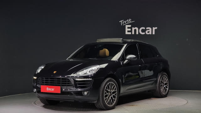 2018 Porsche MACAN