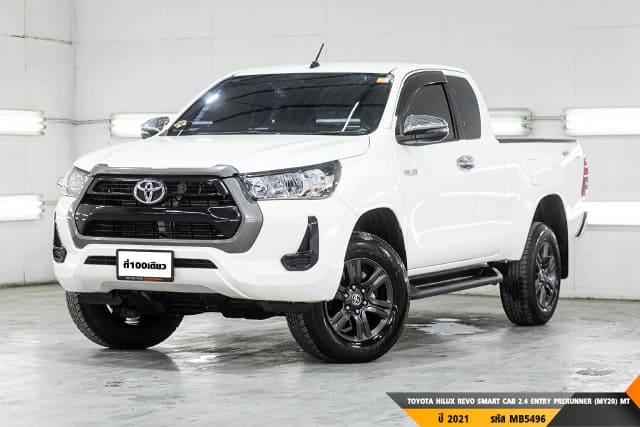 2021 TOYOTA Hilux