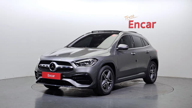 2023 MERCEDES-BENZ GLA-Class