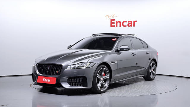 2017 JAGUAR XF