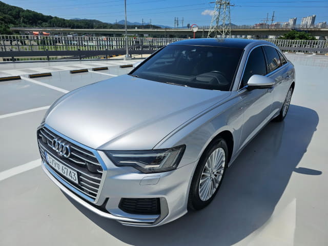 2020 AUDI A6