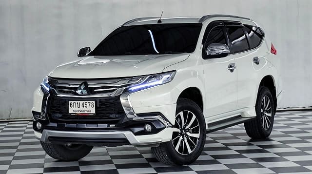 2017 MITSUBISHI Pajero