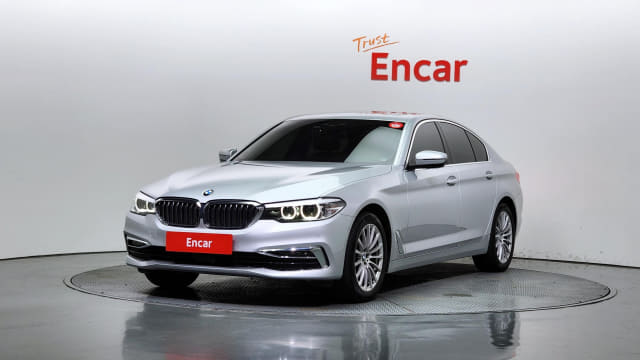 2020 BMW 5 Series, 