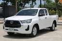 2022 TOYOTA Hilux