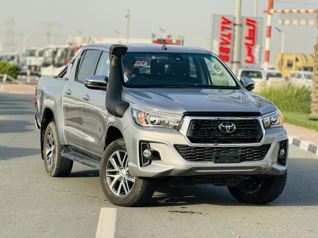 2021 TOYOTA Hilux, 