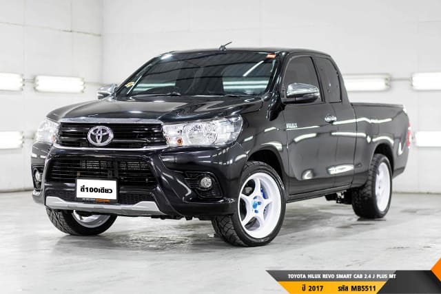 2017 TOYOTA Hilux