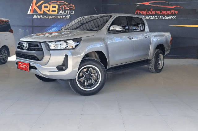 2020 TOYOTA Hilux