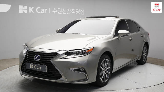 2017 LEXUS ES