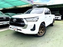 2022 TOYOTA Hilux